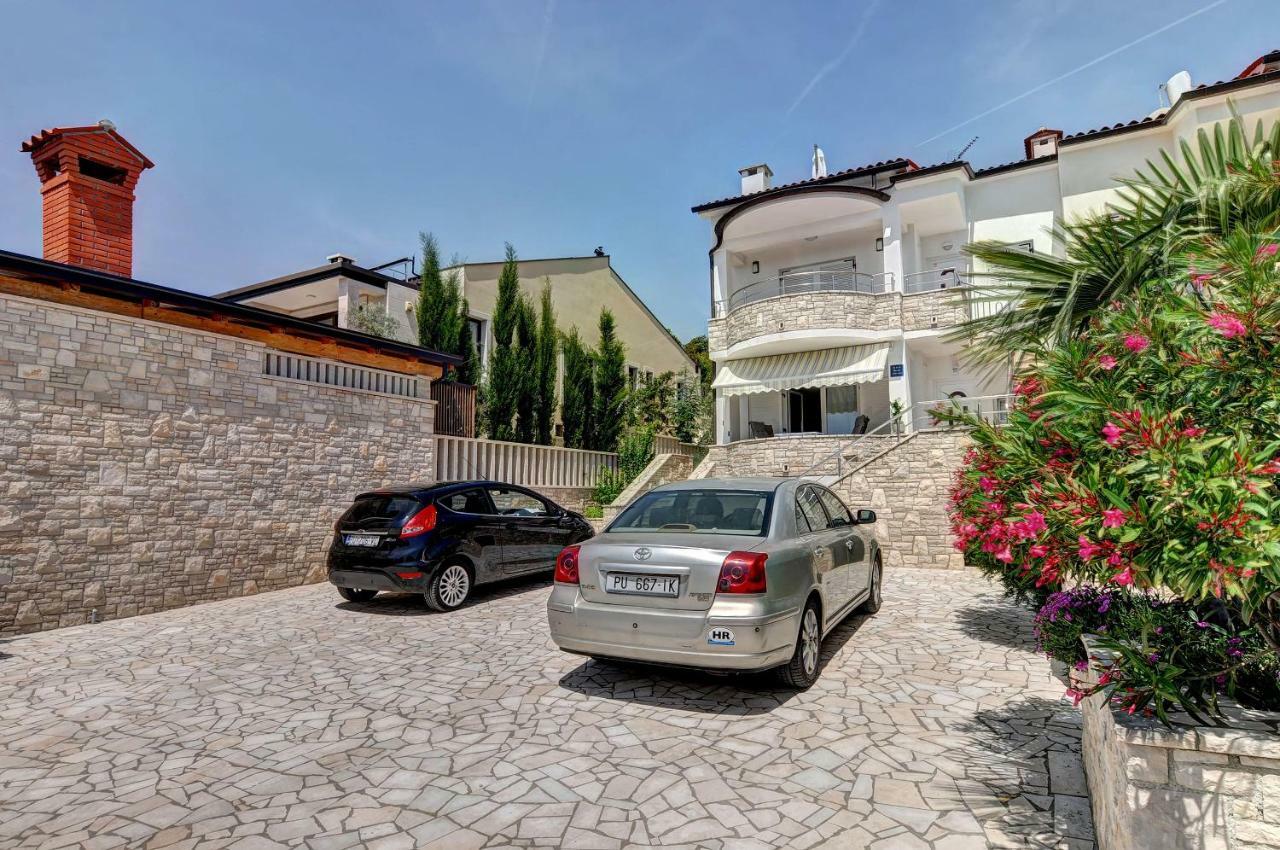 Apartment Karla Kavran Экстерьер фото